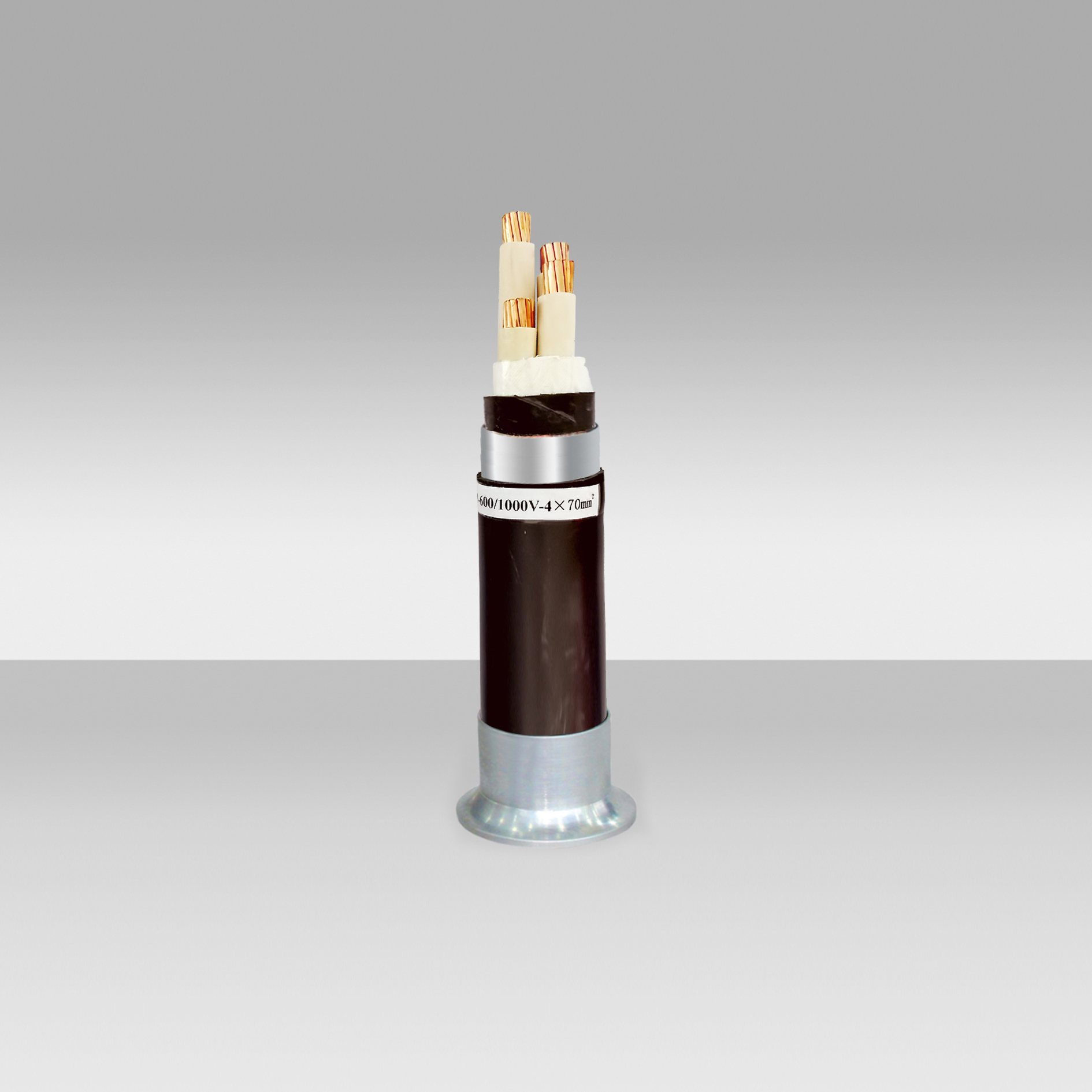 火狐真人官网:两个“00后”新警初战告捷！仅用48小时